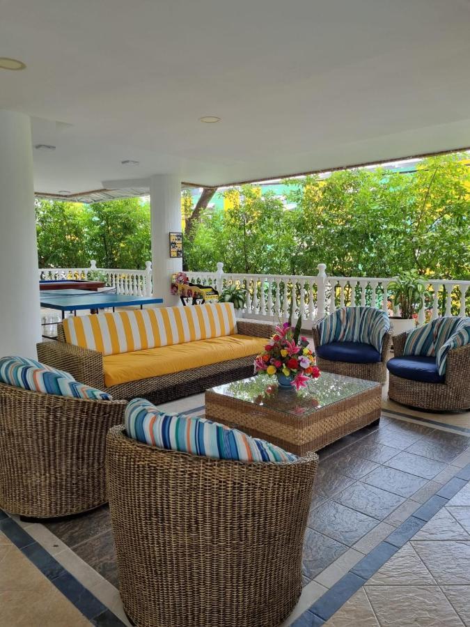 Zahira Hotel Melgar Kültér fotó