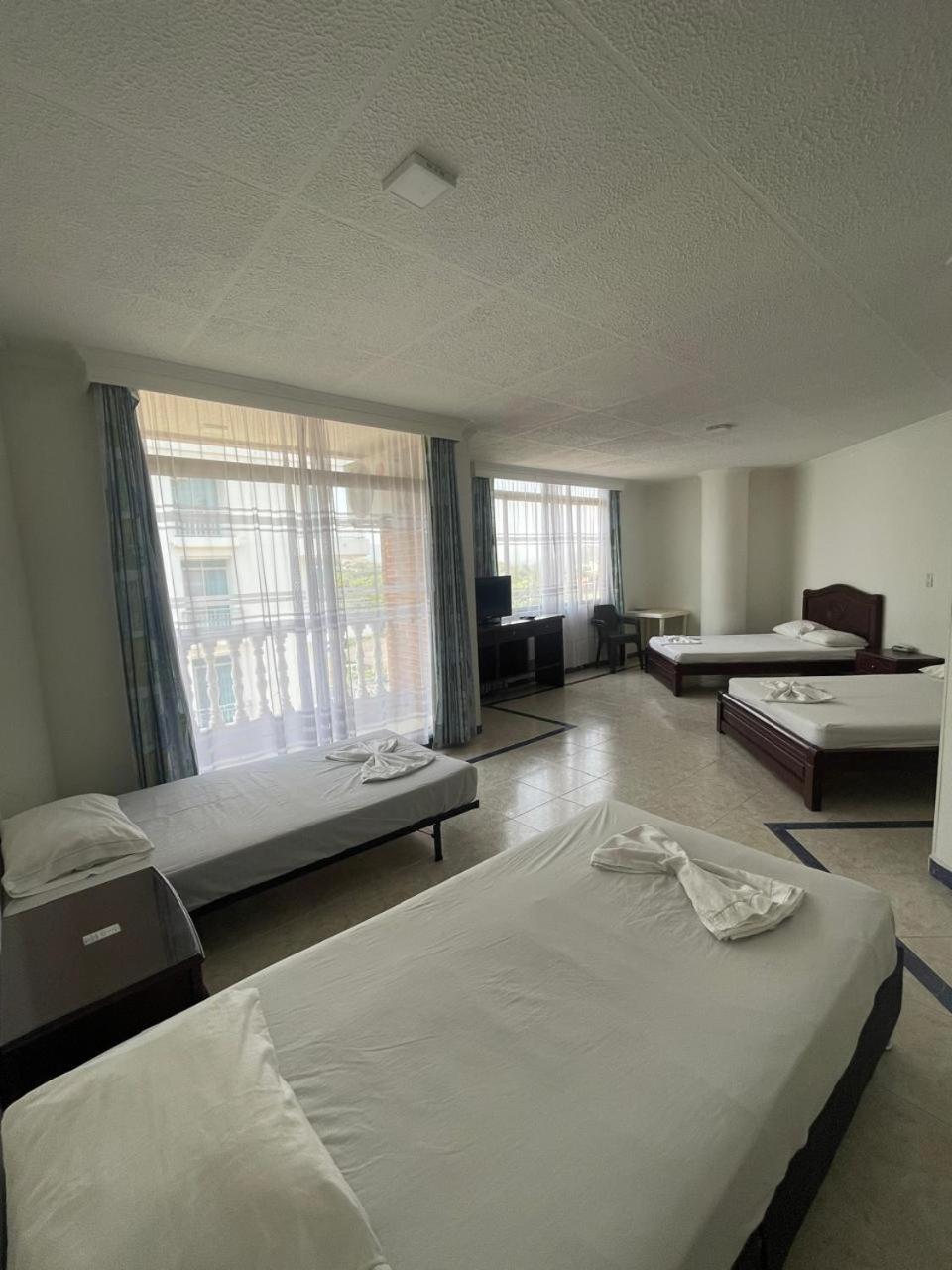 Zahira Hotel Melgar Kültér fotó